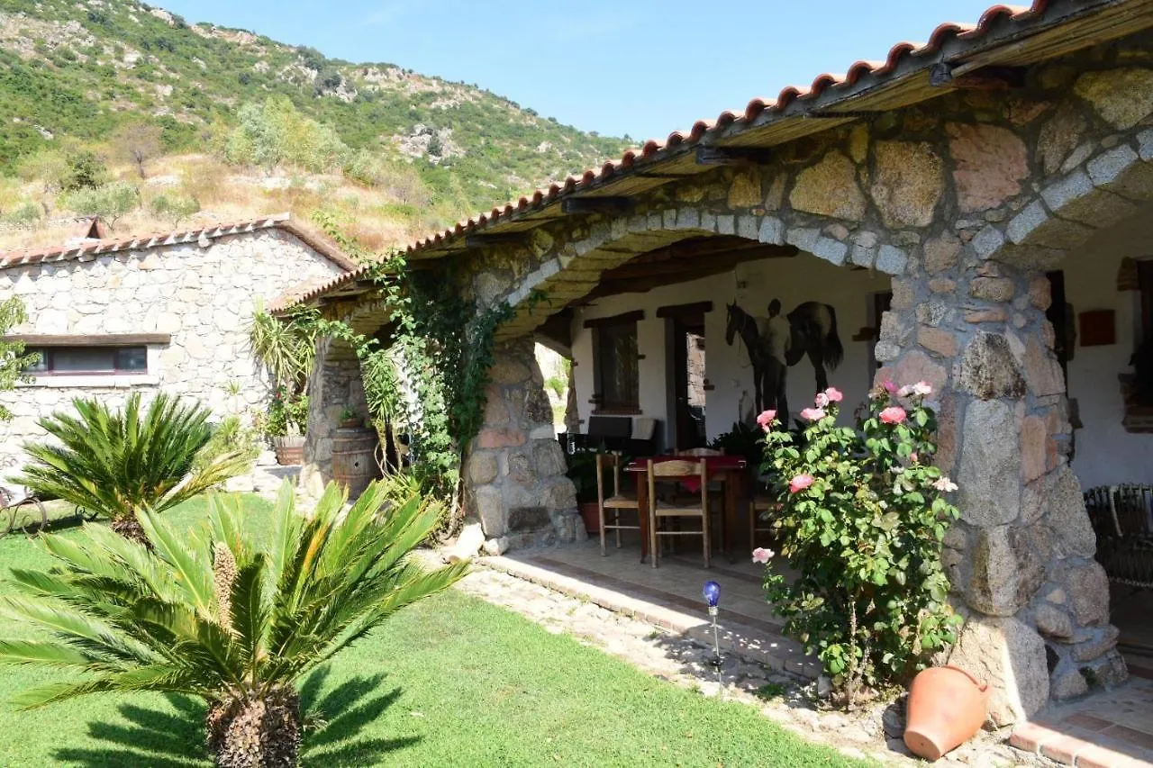 Maison d'hôtes Affittcamere Jannas Orgosolo Italie